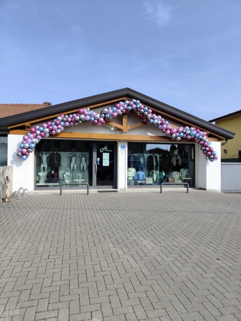 Composizione struttura inaugurazione/anniversario negozio