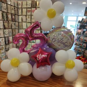 Composizione da tavolo con fiori