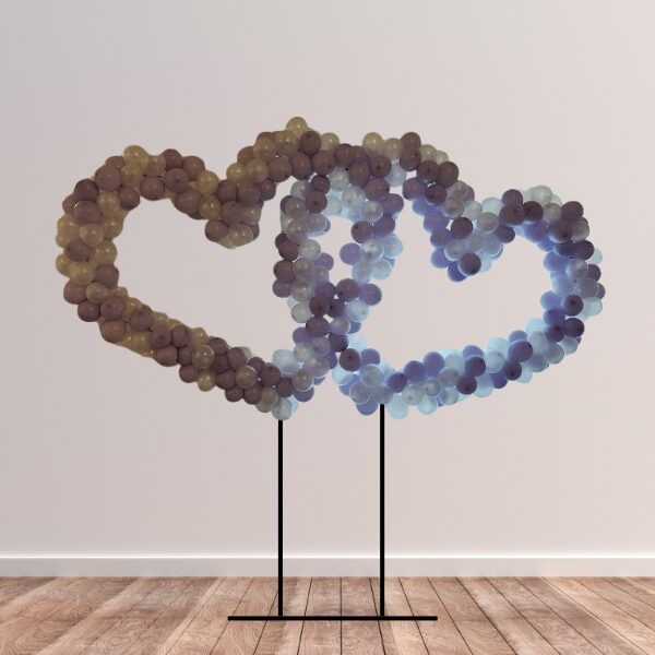 Cuori di palloncini con struttura