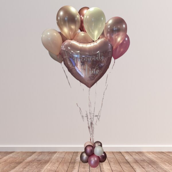 Composizione con cuore maxi e palloncini